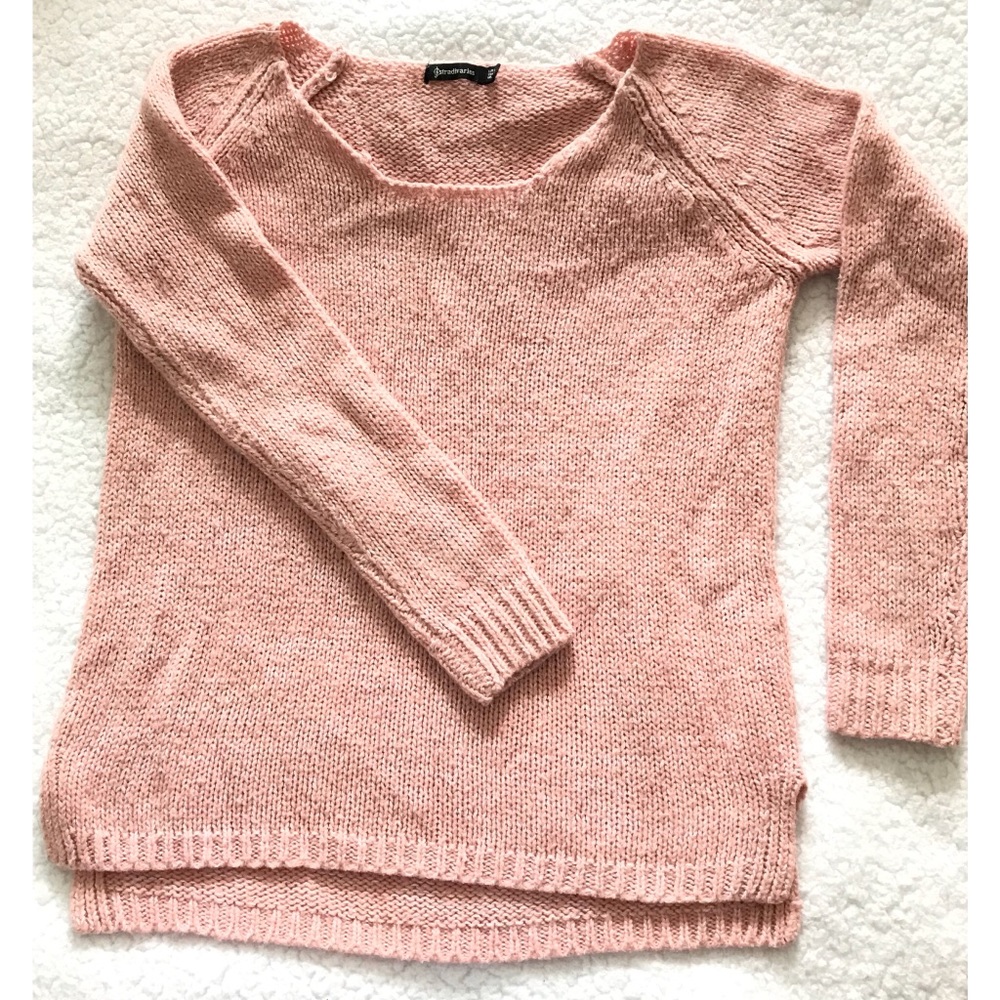Sweater in Baby Pink